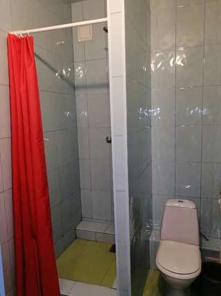 Гостиница Аура Омск Двухместный номер с 1 кроватью и собственной ванной комнатой-3